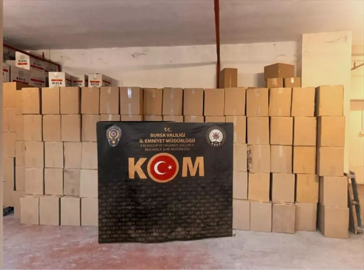 Bursa\'da 3 Milyon Kaçak Makaron Ele Ge geçti