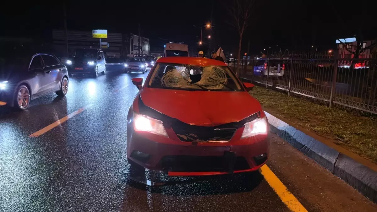 İnegöl\'de otomobil çarptı: Yaya hayatını kaybetti