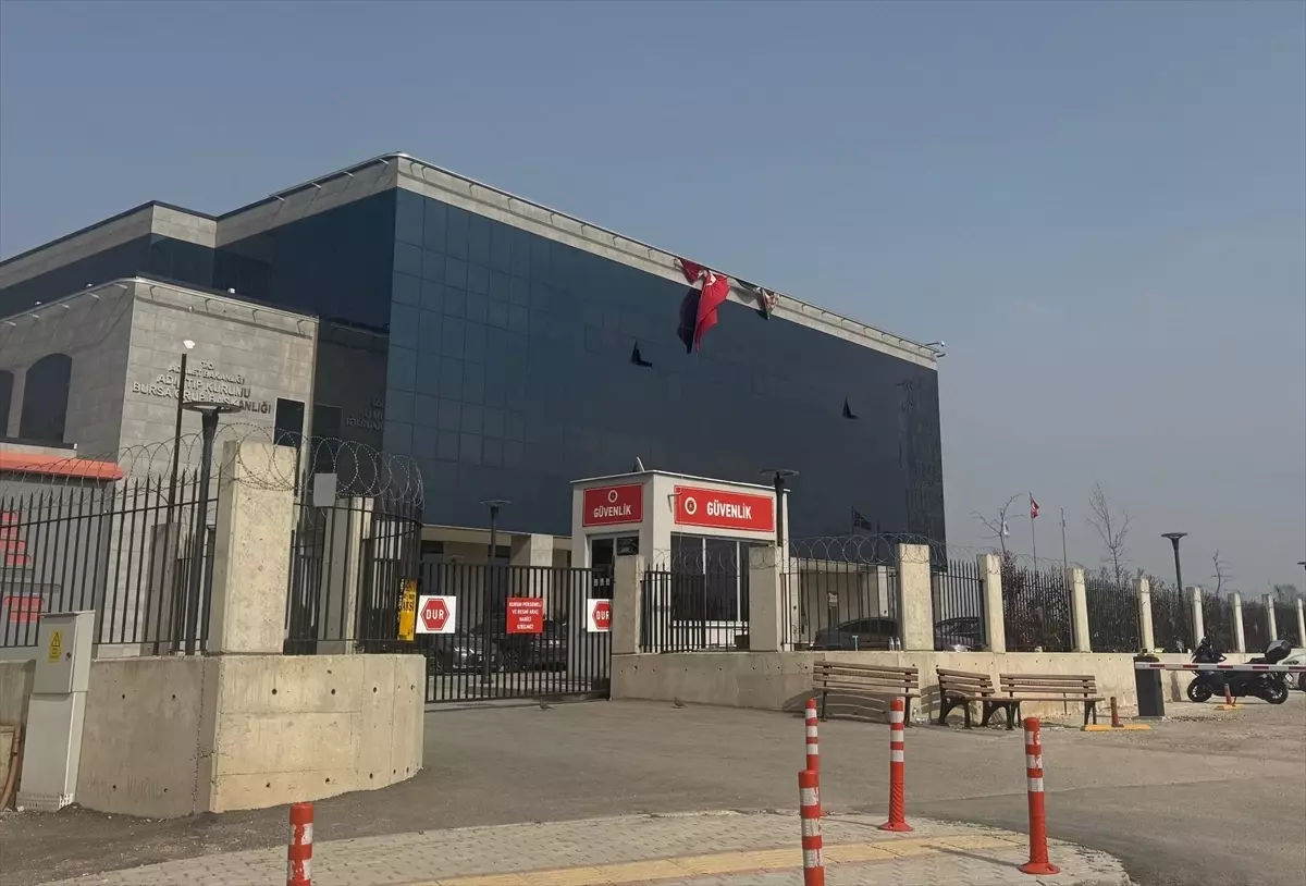 Kayıp Çocuk ve Annesi DNA Testi İçin Örnek Verdi