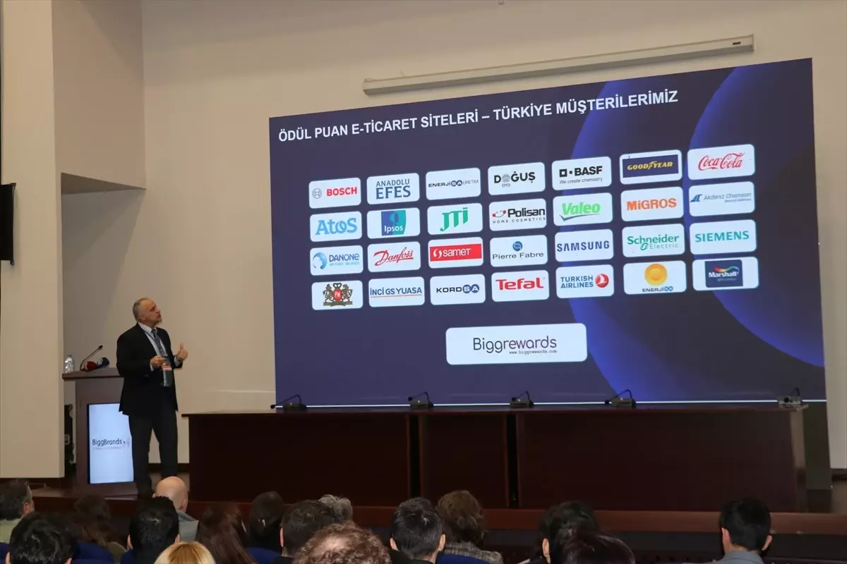 Bursa\'da E-İhracat Konferansı Düzenlendi