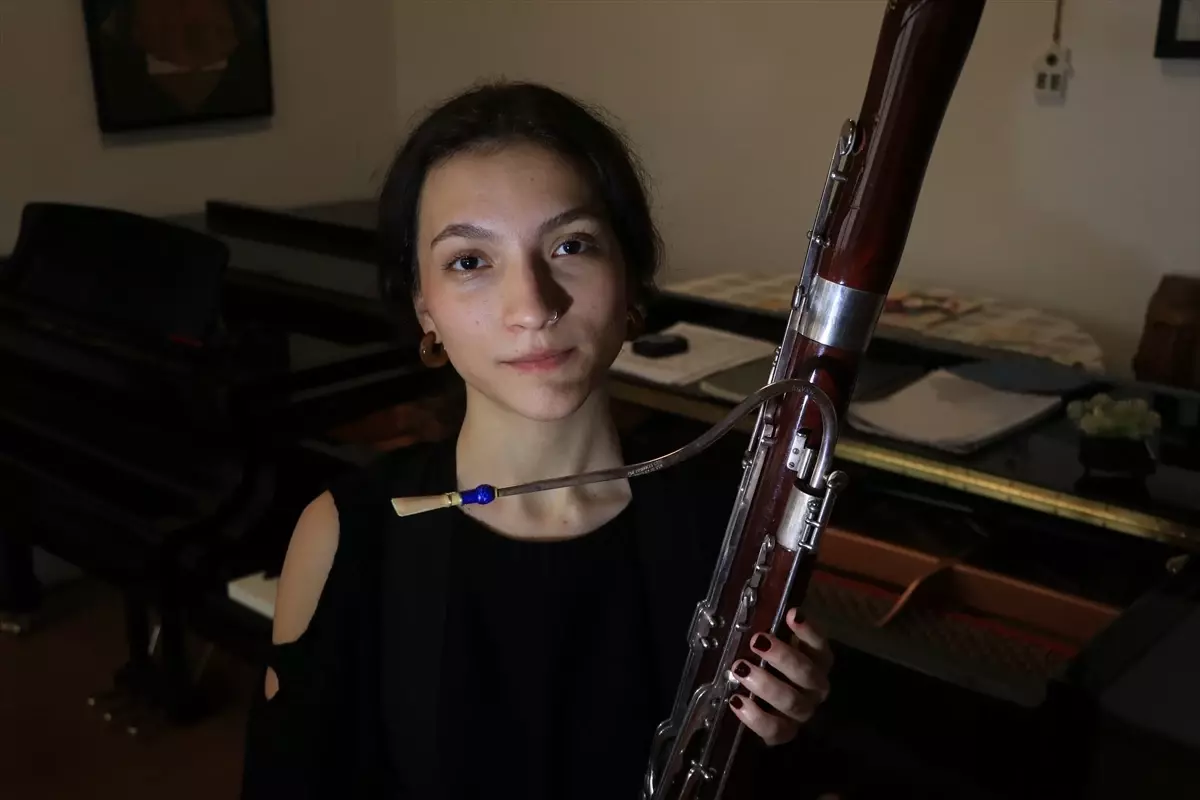 İki Mezun Almanya\'da Eğitim Fırsatı Buldu