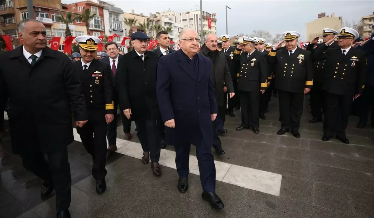 Çanakkale\'de Deniz Zaferi\'nin 111. yıl dönümü törenleri başladı