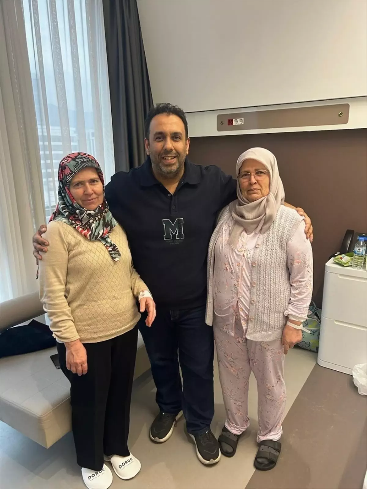 İki Kız Kardeş Meme Kanserini Yendi