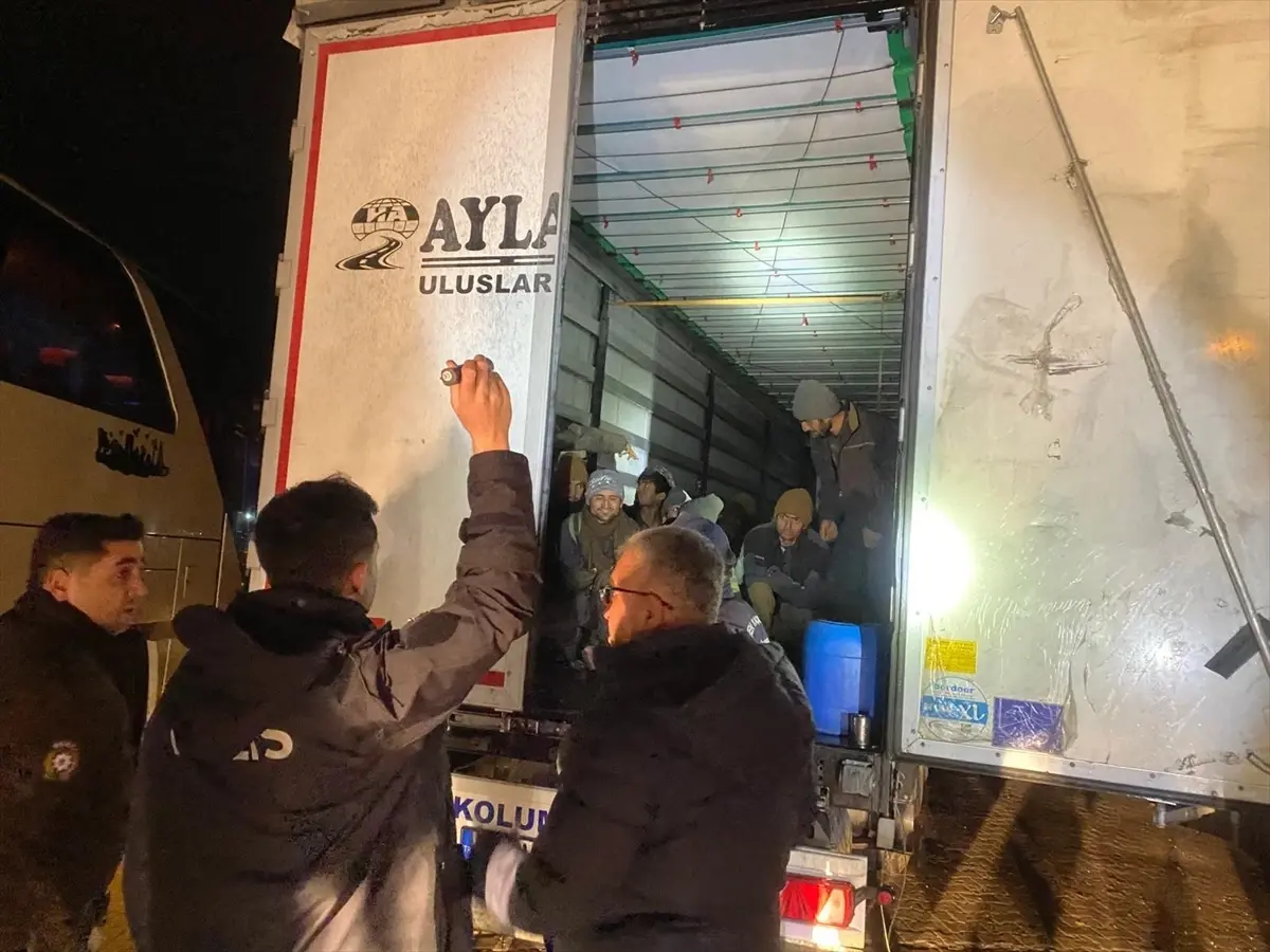 Çankırı\'da 75 Düzensiz Göçmen Yakalandı
