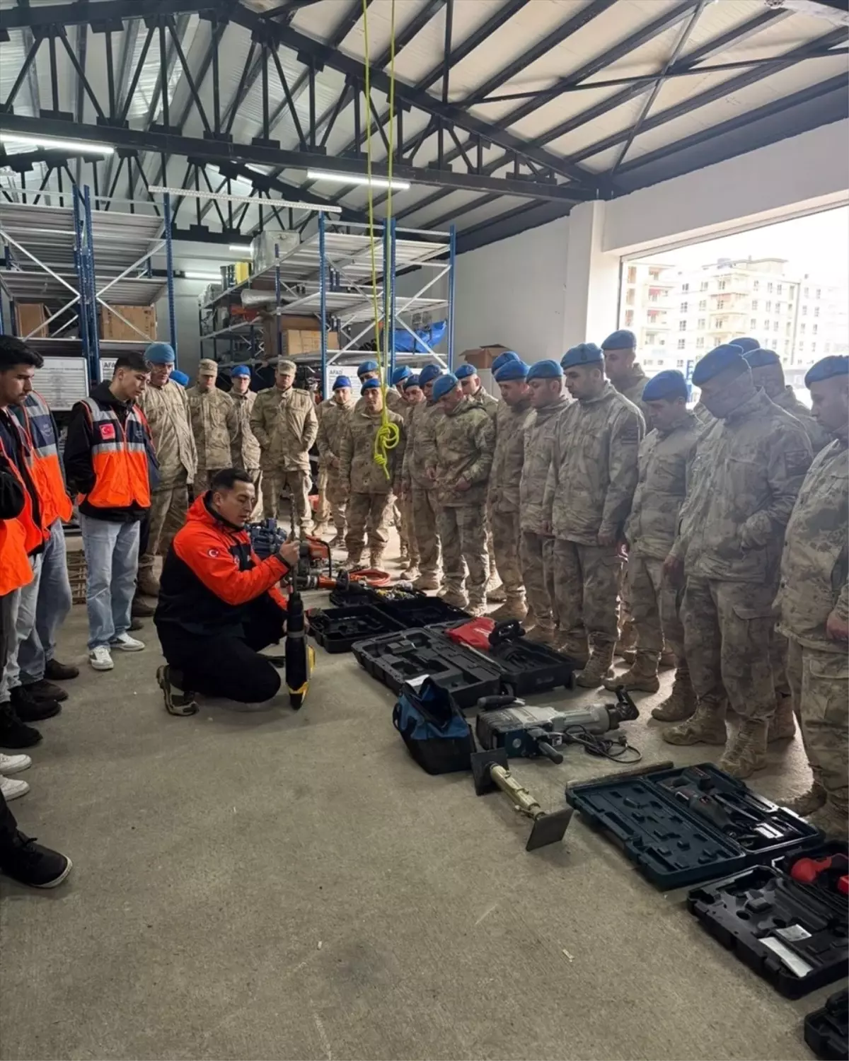 Jandarma Ekiplerine Arama Kurtarma Eğitimi