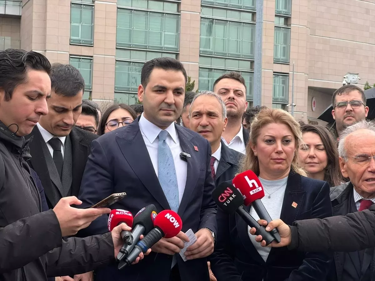 CHP\'li Cem Aydın\'a Hapis Cezası