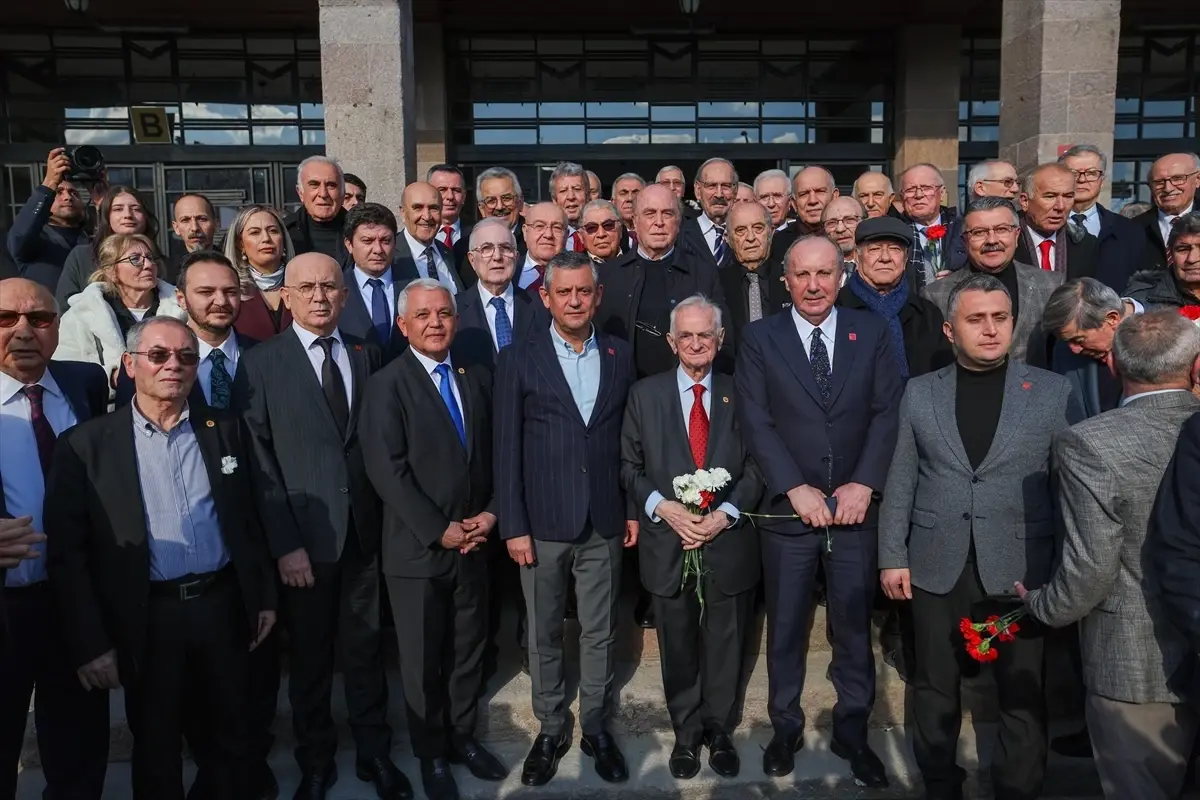 Özgür Özel: İran\'ın Geleceği Halkının Olmalı