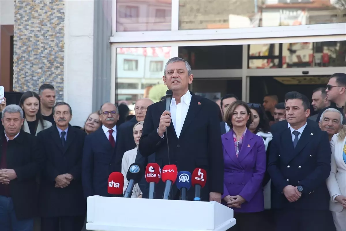 CHP Lideri Özgür Özel\'den Tehdit Açıklaması