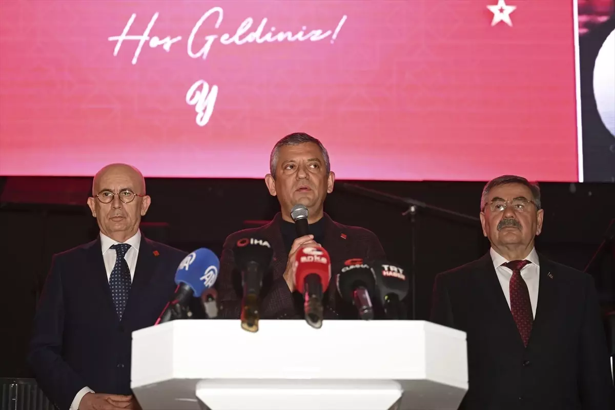 Özgür Özel: Kıbrıs ve İran için endişeliyiz