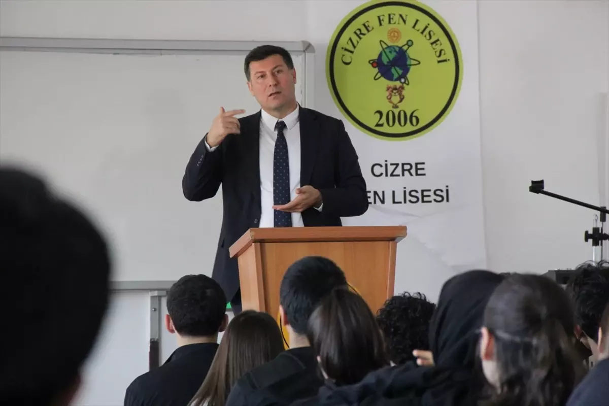 Cizre\'de YKS Motivasyon Semineri Düzenlendi