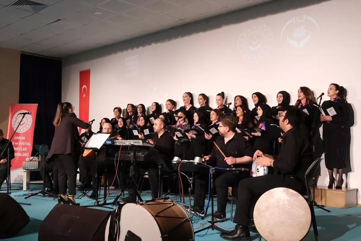 Gönülden Ezgiler Korosu\'ndan Dünya Kadınlar Günü Konseri