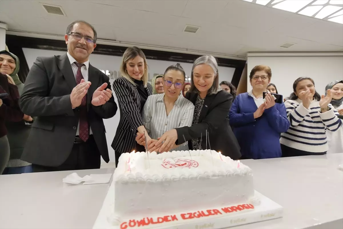 Çorum\'da kadınlardan oluşan "Gönülden Ezgiler Korosu" ilk konserine hazırlanıyor