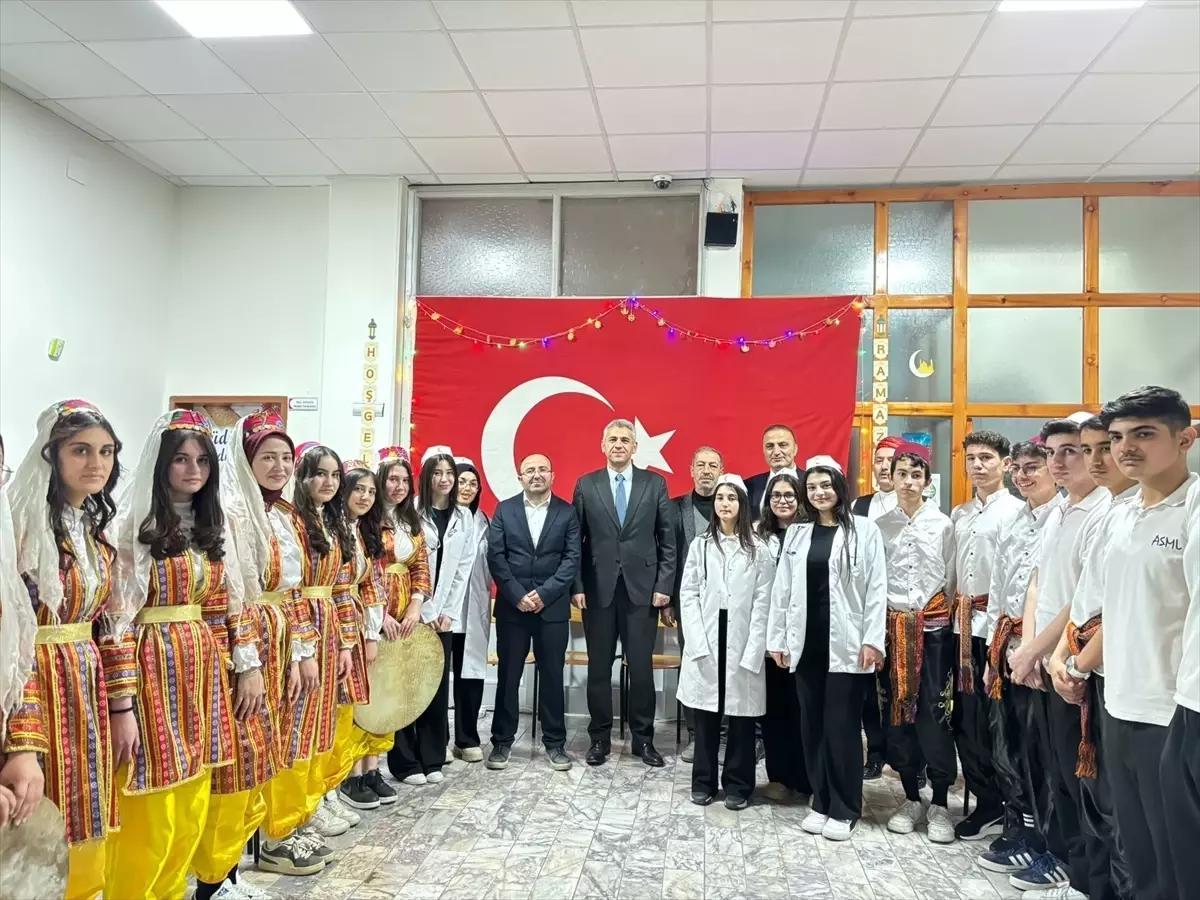 Alaca\'da Öğrenciler Ramazan\'ı Karşıladı