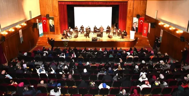Çorum’da musiki sınıfı öğrencileri “Maarifin Kalbinde Ramazan” programında konser verdi