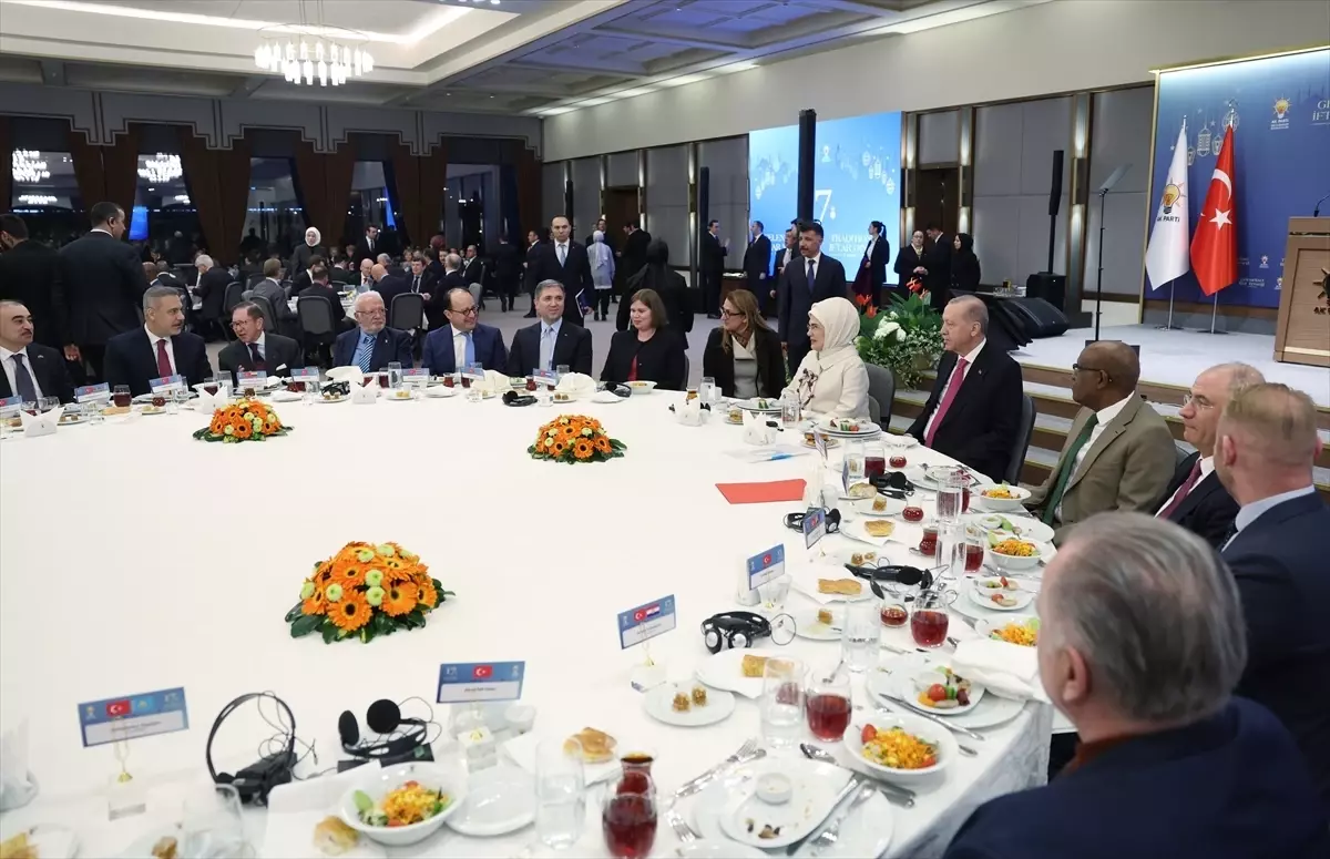 Cumhurbaşkanı Erdoğan, 17. Geleneksel Büyükelçiler İftar Programı\'nda konuştu Açıklaması