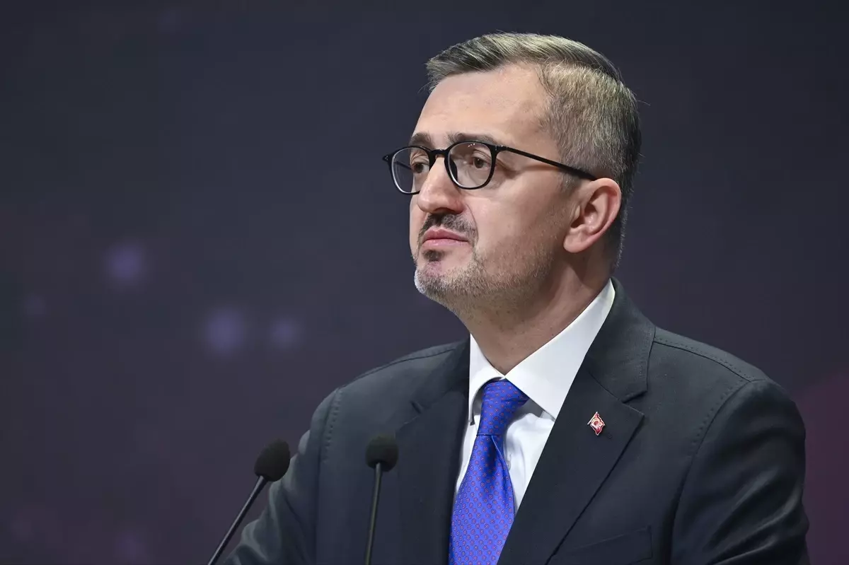 Cumhurbaşkanlığı İletişim Başkanı Duran, Kadın, Toplum ve Gelecek Paneli\'nde konuştu Açıklaması