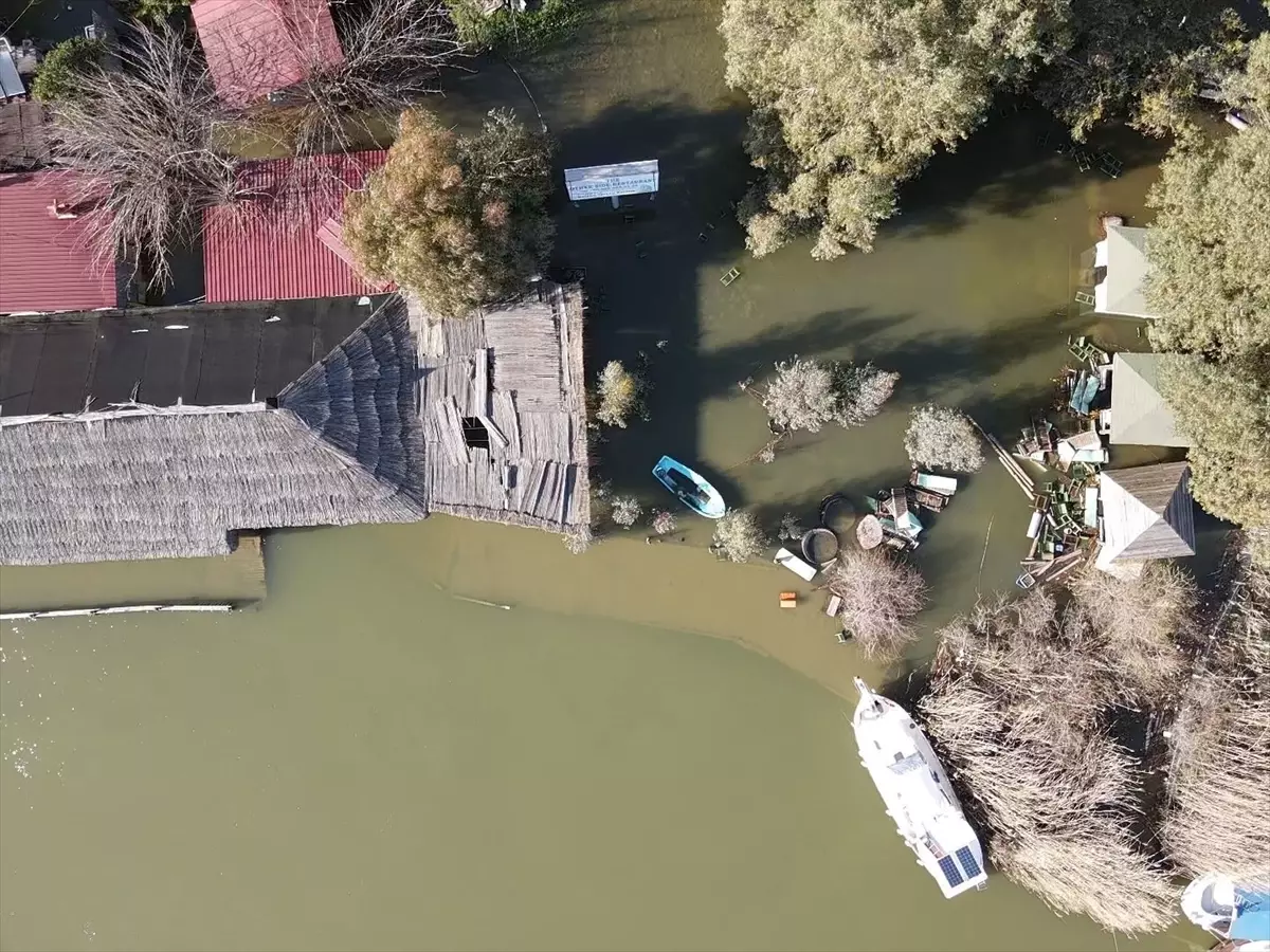 Dalyan Kanalı\'nda Su Seviyesi Yükseldi