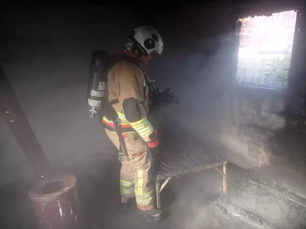 Hatay\'da Yangın: 1 Yaralı