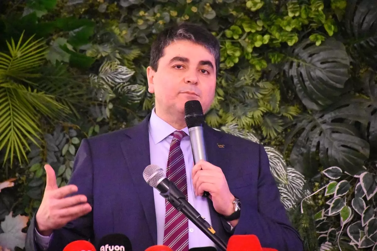 Uysal İftarda Mesaj Verdi