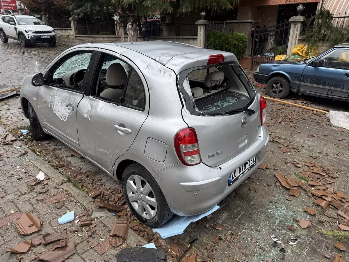 Denizli\'de Kuvvetli Rüzgar Etkili Oldu