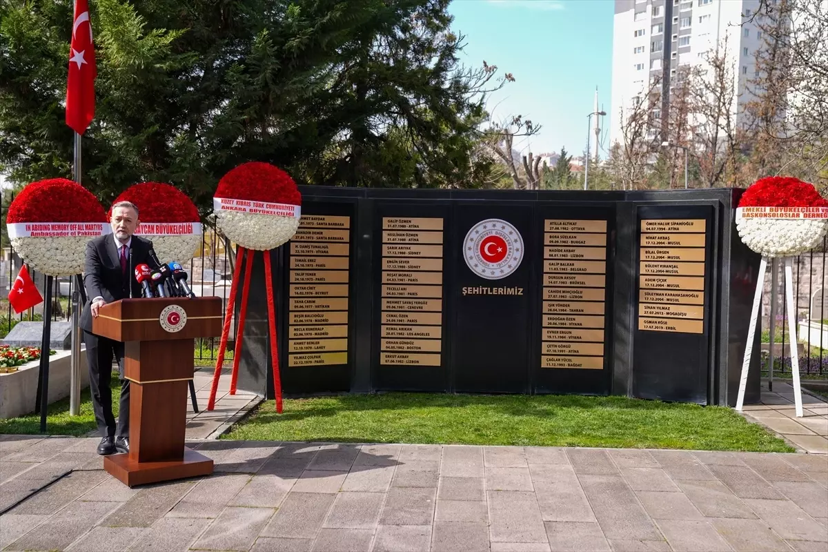 Dışişleri şehitleri için Ankara\'da anma töreni düzenlendi