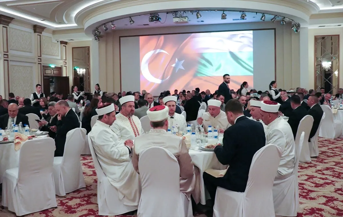 Diyanet İşleri Başkanı Arpaguş, Bulgaristan\'da iftar programında konuştu Açıklaması