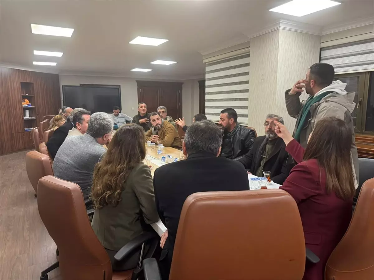 Diyarbakır\'da Seyyar Satıcılarla Gerginlik