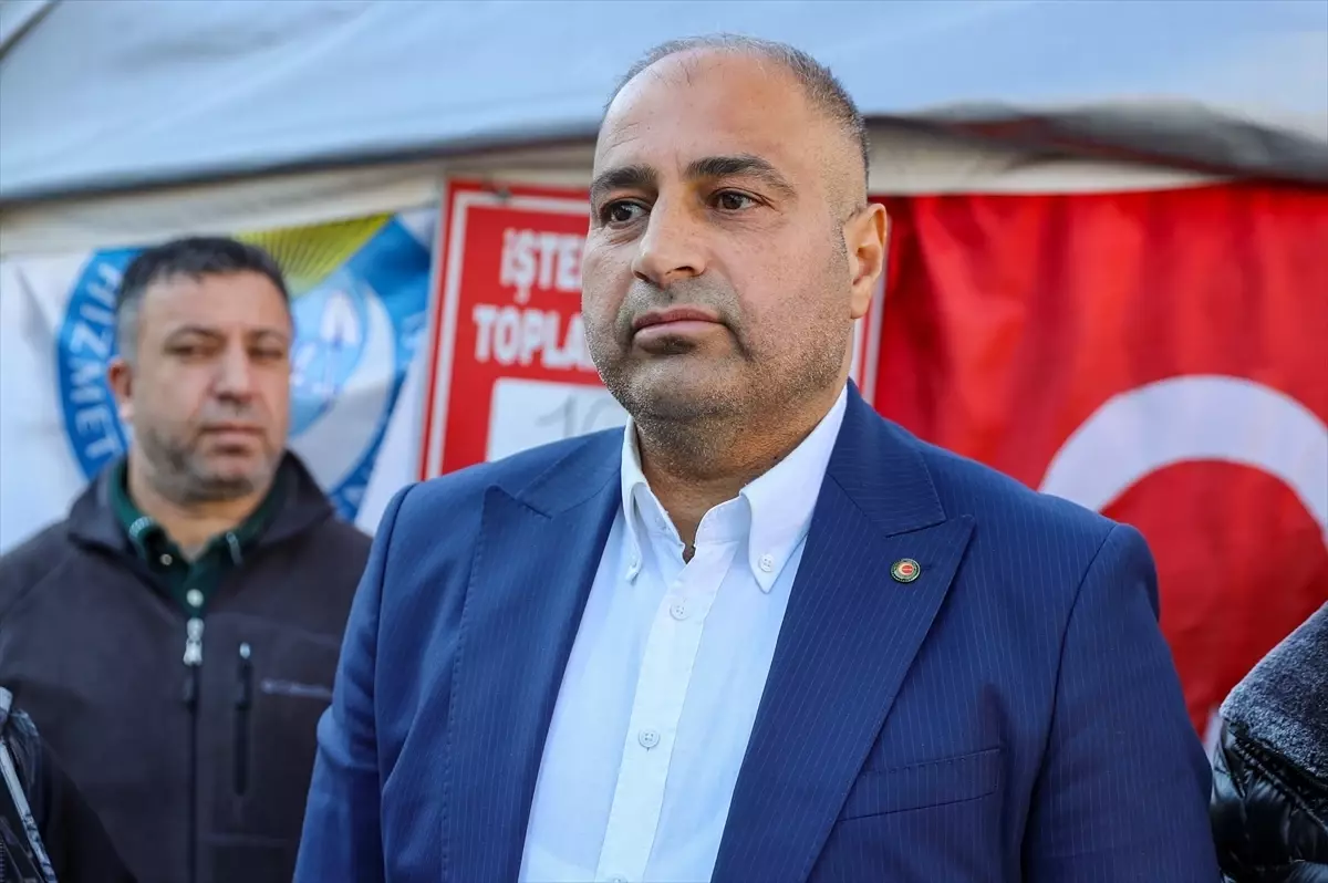 Diyarbakır\'da İşten Çıkarılan İşçiler Eylemde