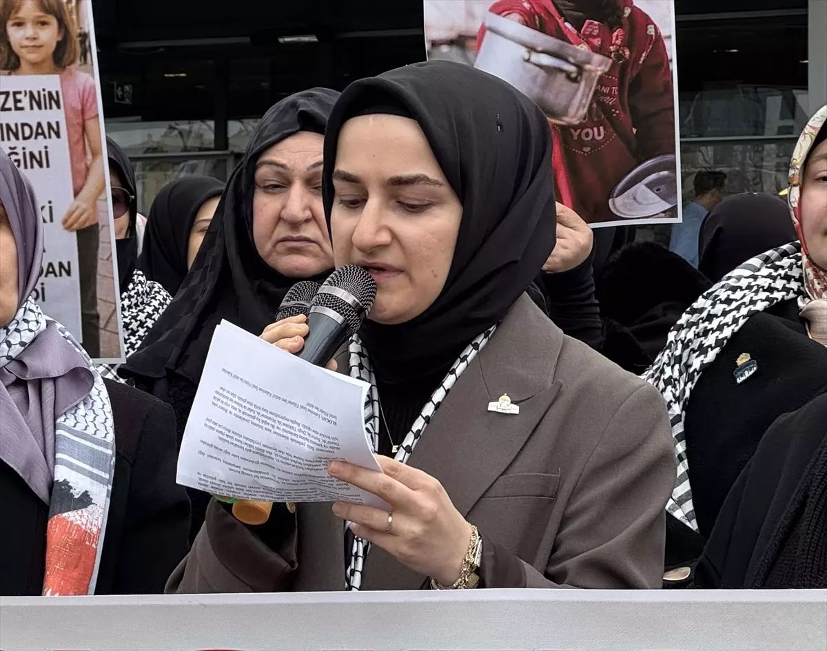 Diyarbakır\'da Kadınlardan İsrail Protestosu