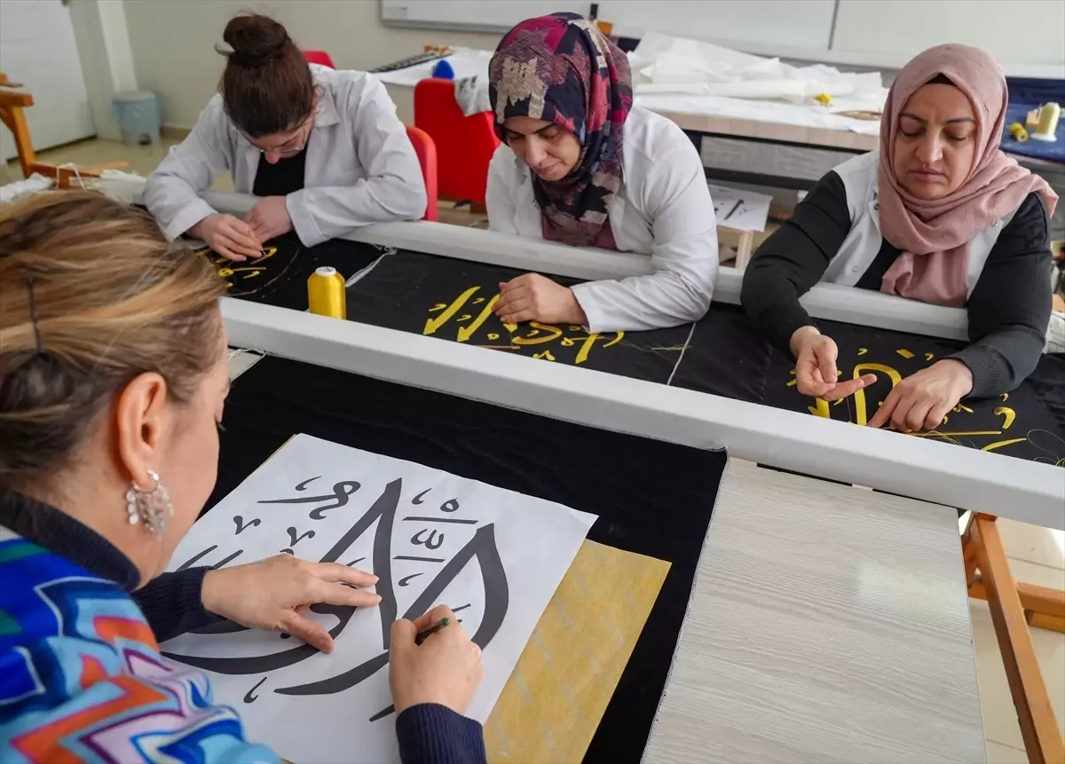 Diyarbakır\'da Esma-ül Hüsna Nakış Projesi