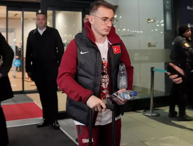 Dünya Kupası biletini alan A Milli Futbol Takımı, İstanbul'a geldi 