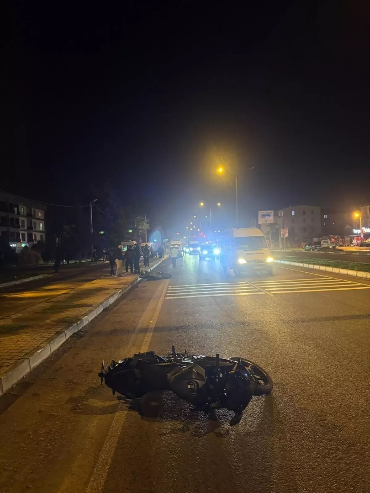 Düzce\'de Motosiklet Kazası: 1 Ölü, 3 Yaralı