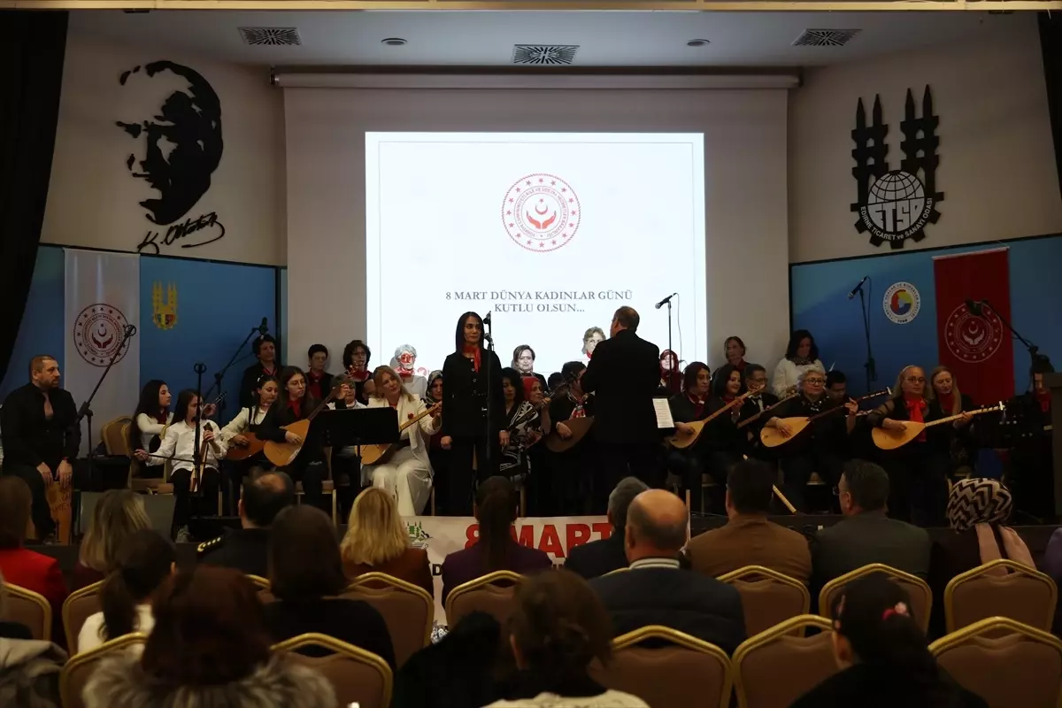 Edirne\'de Kadın Türküleri Konseri