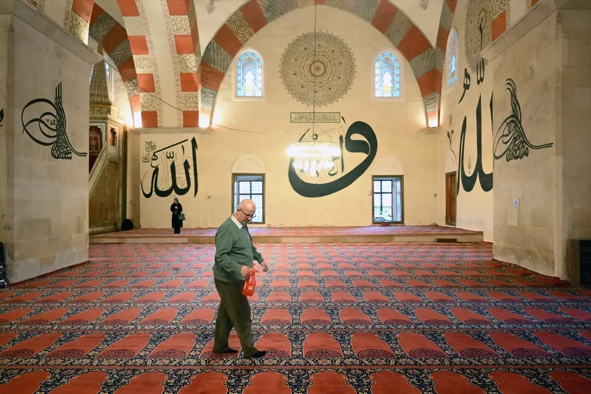 Edirne Camileri Ramazan’a Hazır