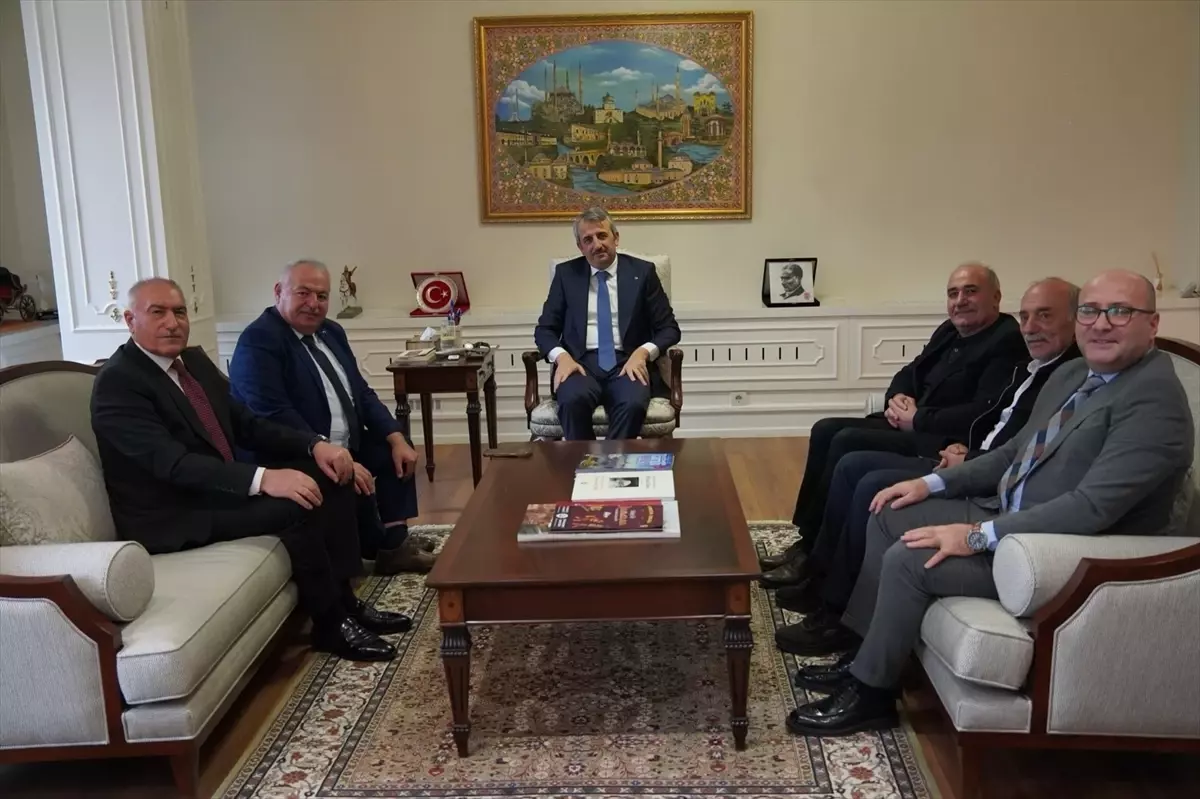 Dostluk Grubu Derneği\'nden Vali Sezer\'e Ziyaret