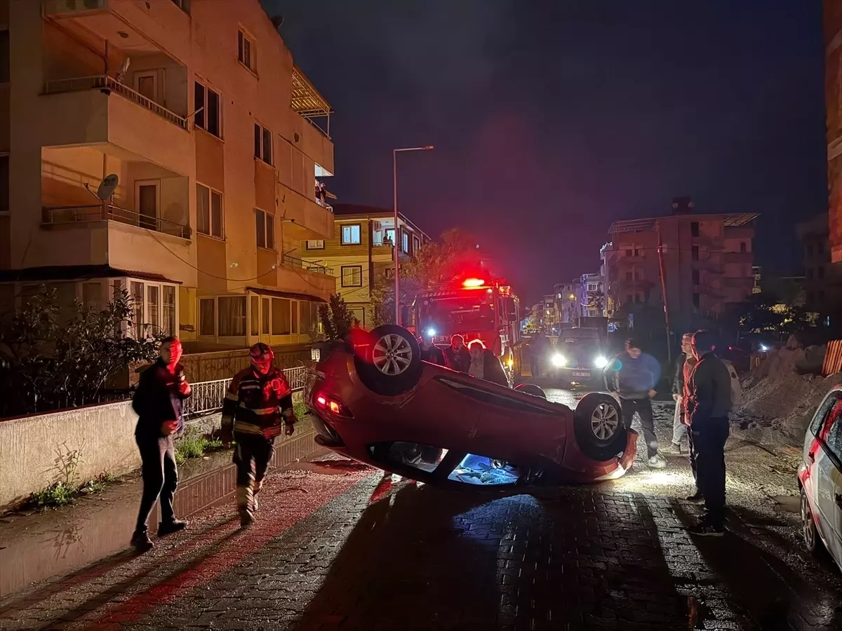 Edremit\'te Devrilen Araç Sürücüsü Aranıyor