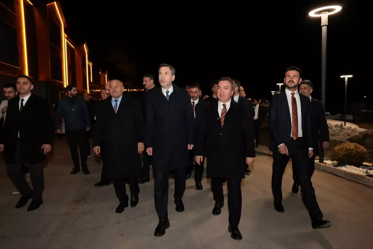 Bakan Bayraktar Ergan Dağı\'nı Ziyaret Etti