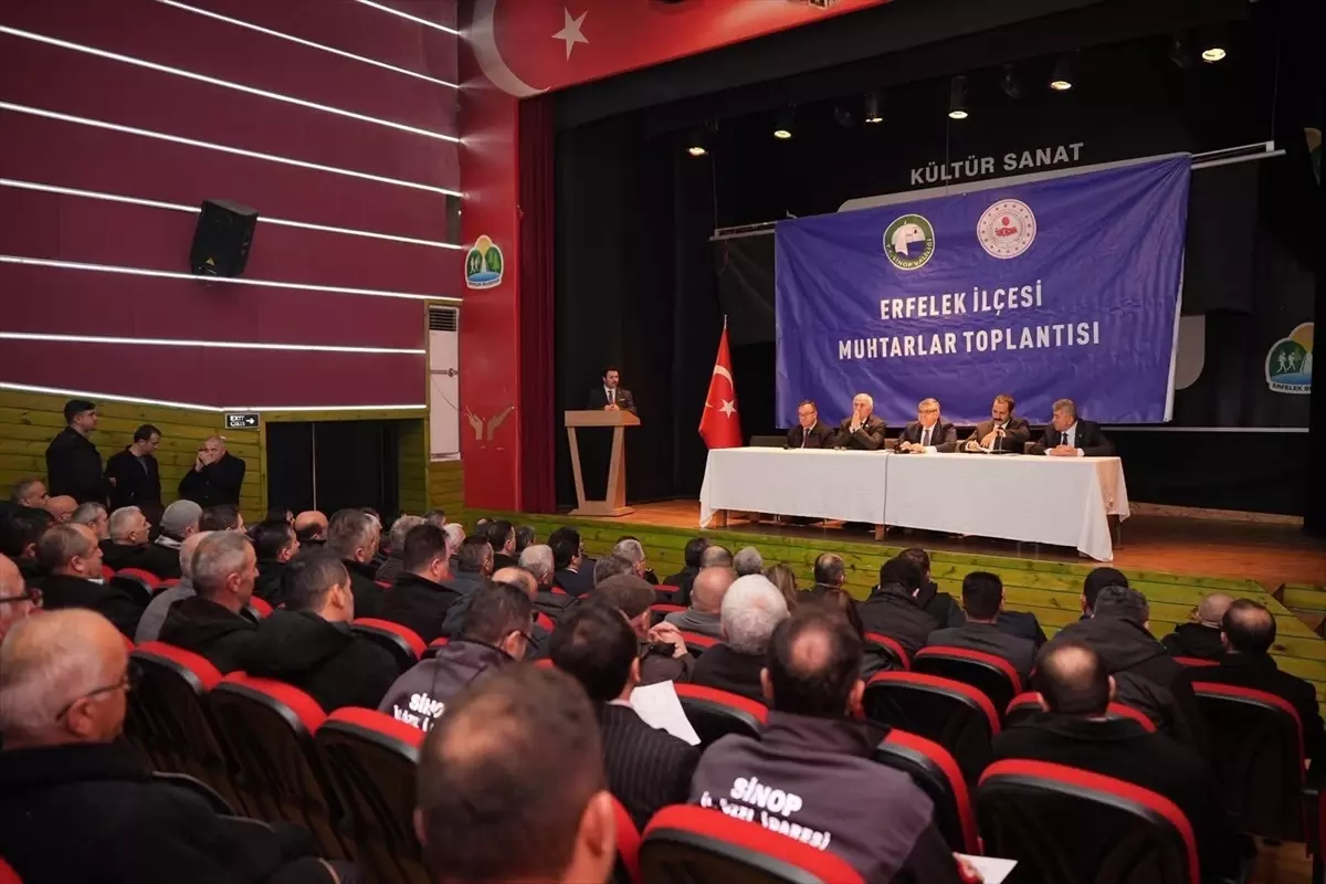 Erfelek\'te Muhtarlar Toplantısı