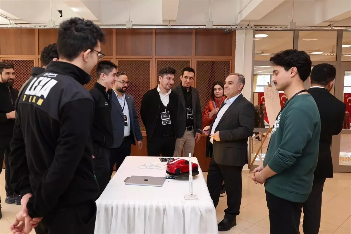 Gerçek ve Yapay Zeka Sempozyumu ERÜ\'de