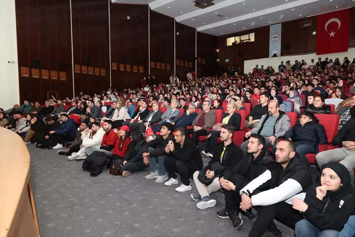 ERÜ\'nde Milli Maç Coşkusu
