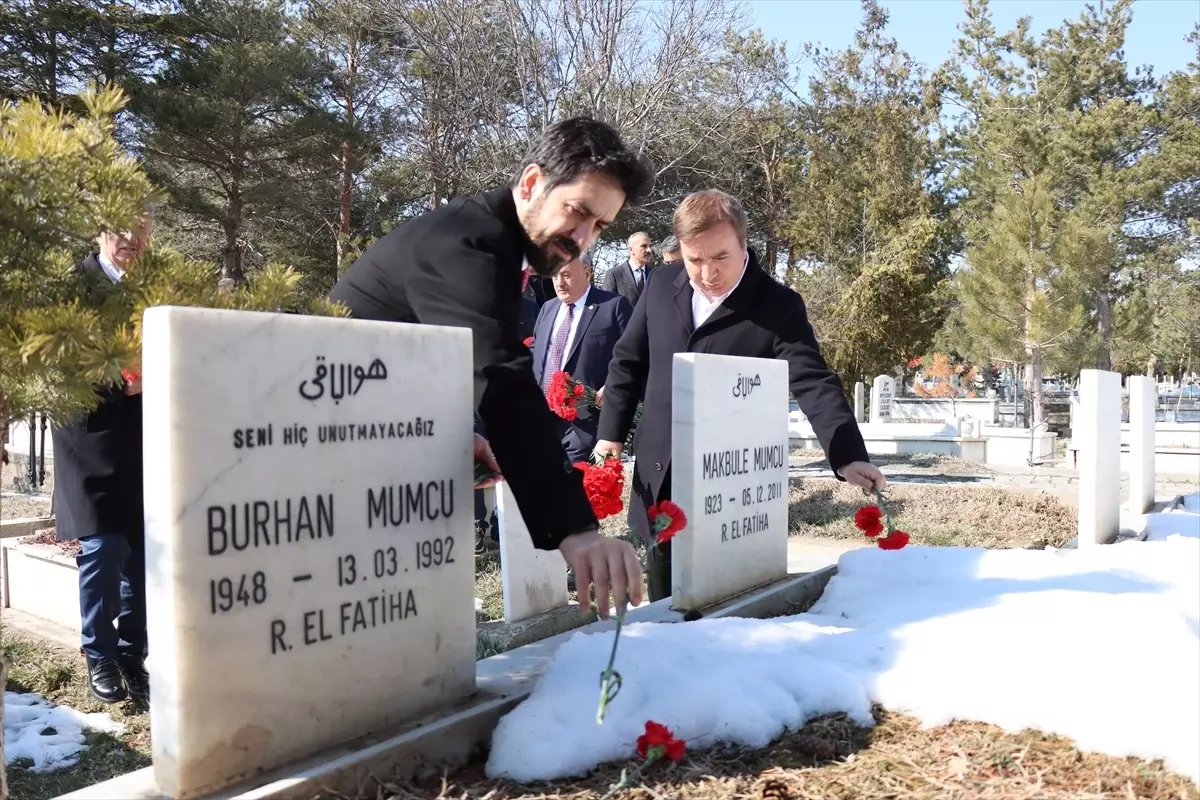 Erzincan depreminde hayatını kaybedenler törenle anıldı