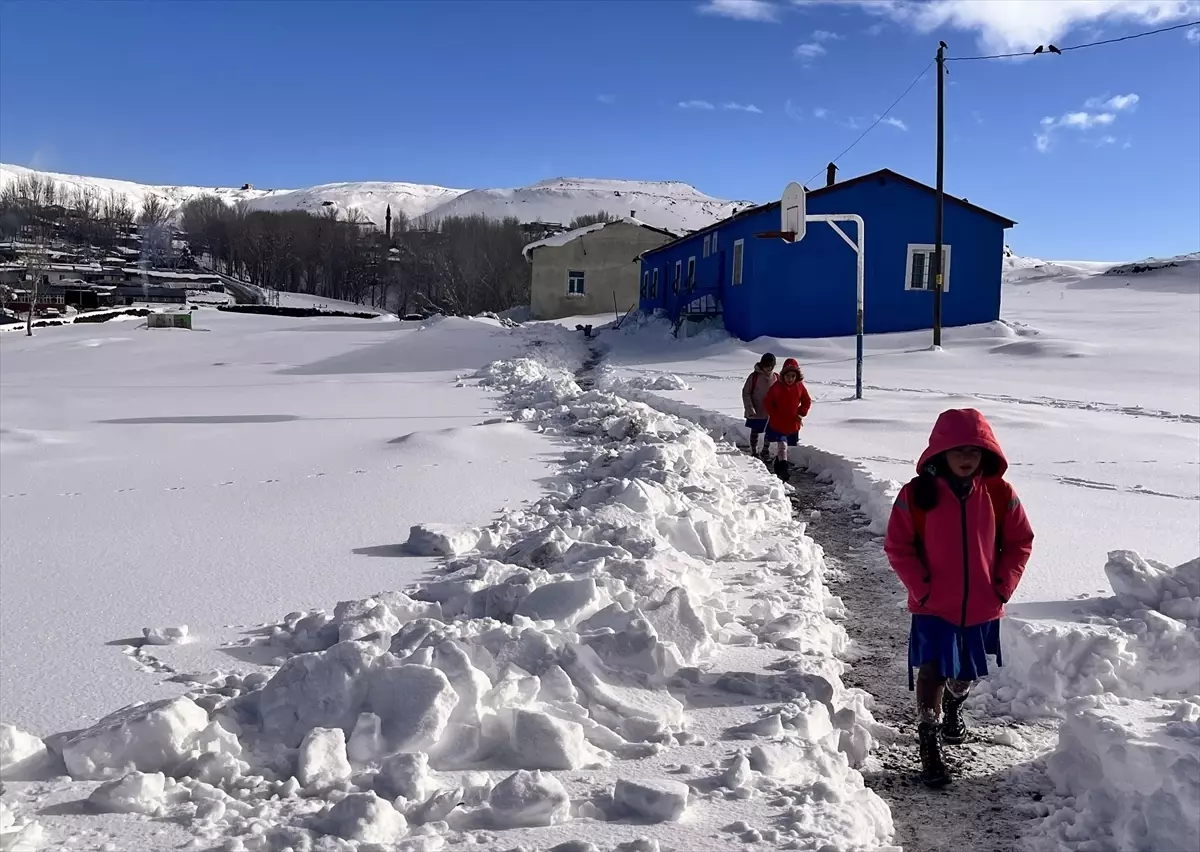 Doğu Anadolu\'da Dondurucu Soğuk Etkili