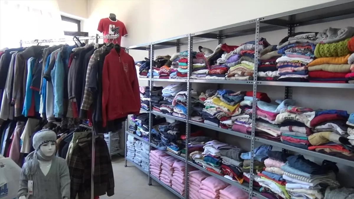 Erzurum\'dan 20 Bin Aileye Gıda Yardımı