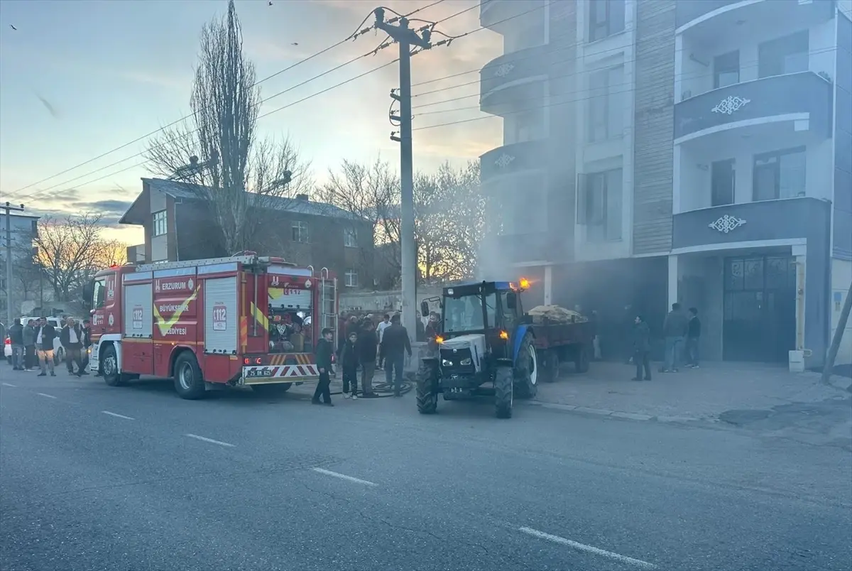 Horasan\'da Apartman Yangını