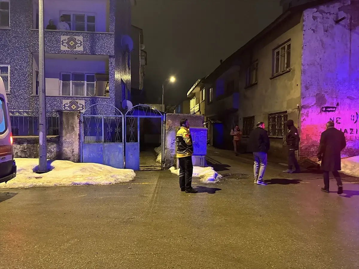 Erzurum\'da Boğazı Kesilmiş Erkek Cesedi Bulundu