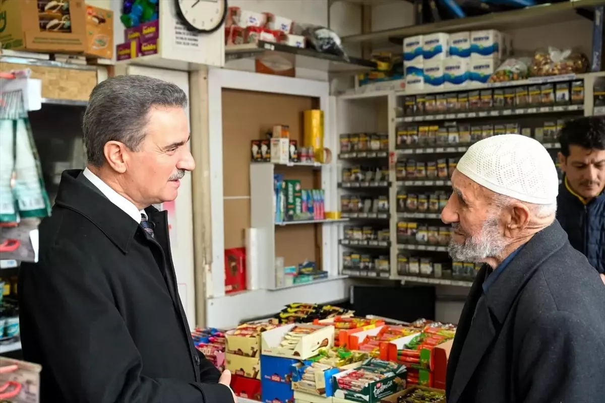 Vali Baruş Esnafı Ziyaret Etti