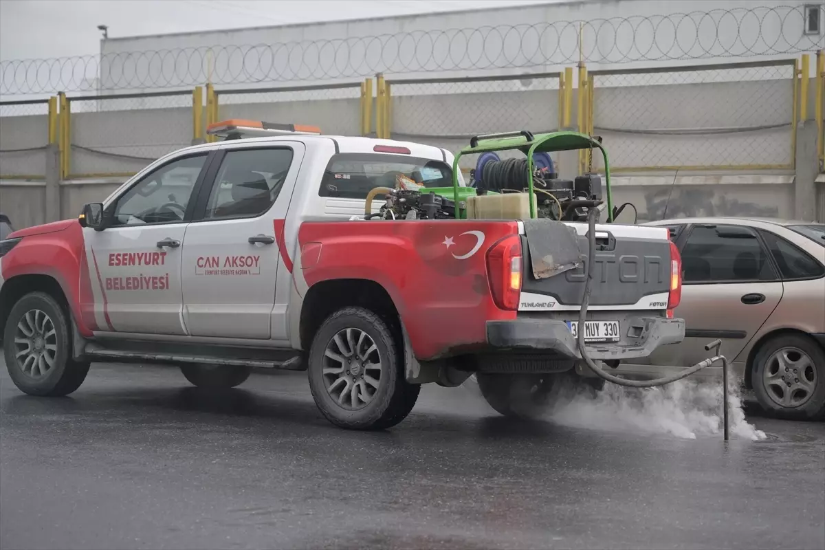 Esenyurt\'ta Haşere İlaçlama Çalışmaları