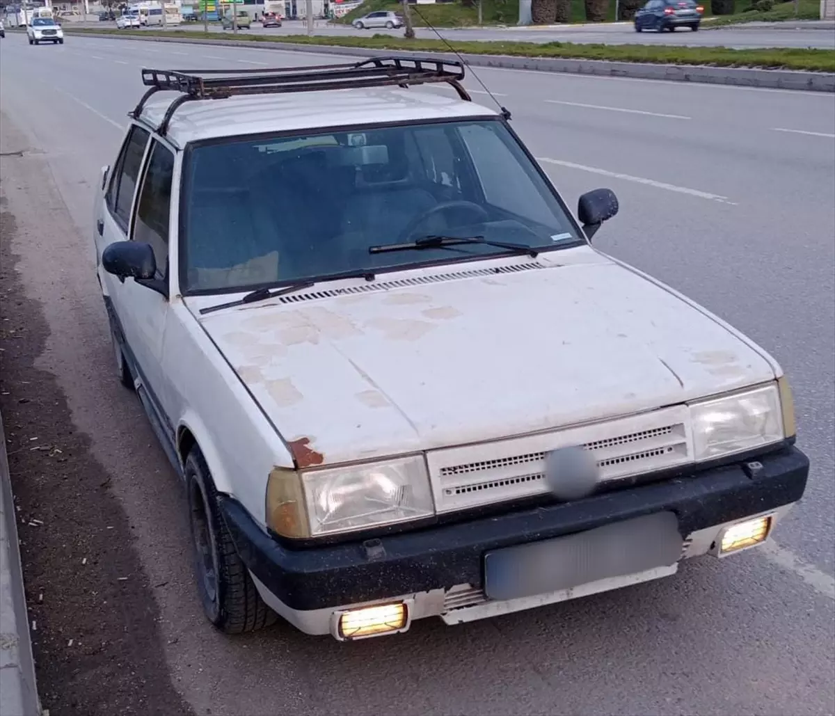 Otomobil Hırsızları Eskişehir\'de Yakalandı