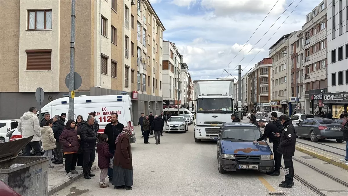 Eskişehir\'de Kadına Araç Çarptı