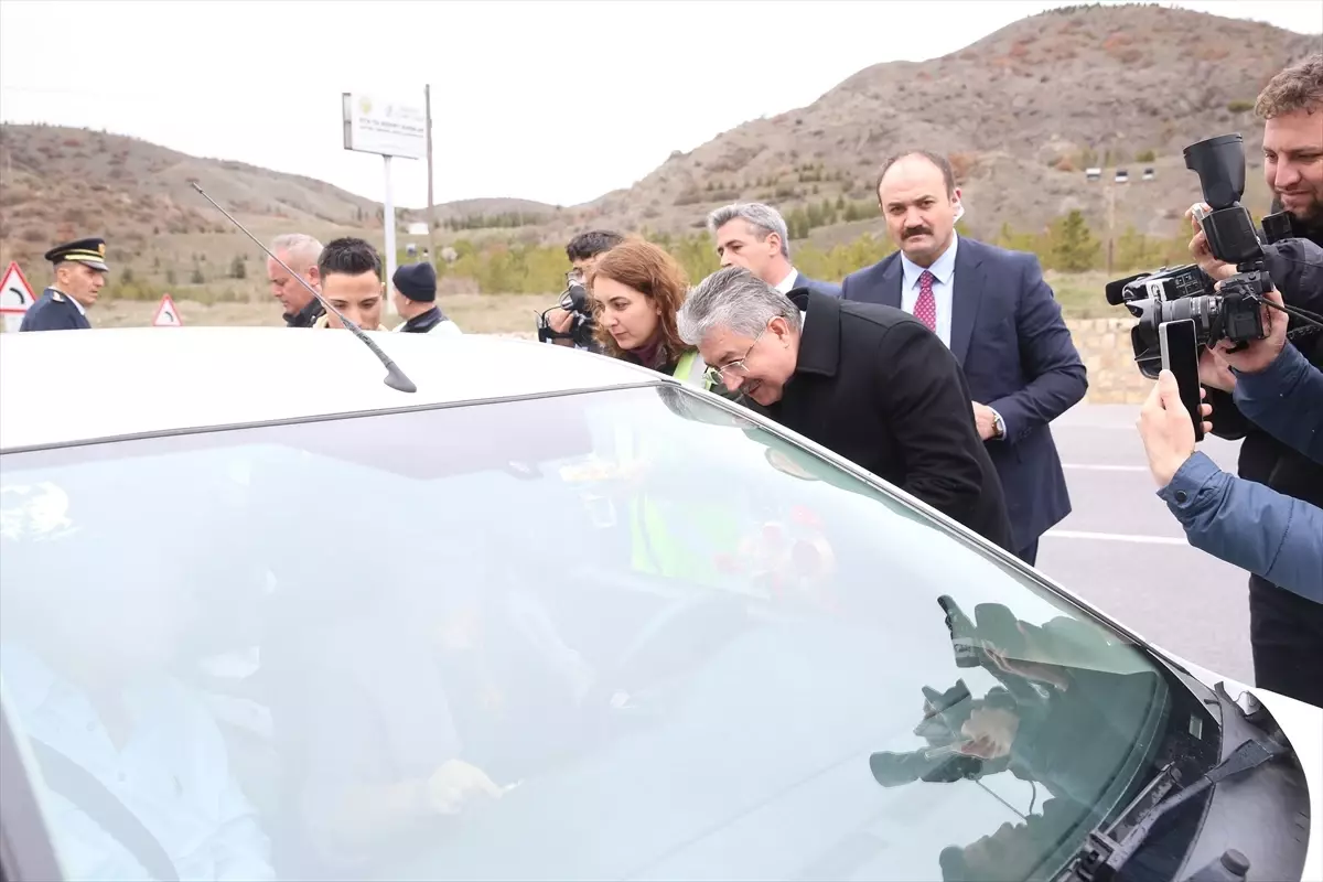 Vali Yılmaz\'dan Bayram Ziyaretleri